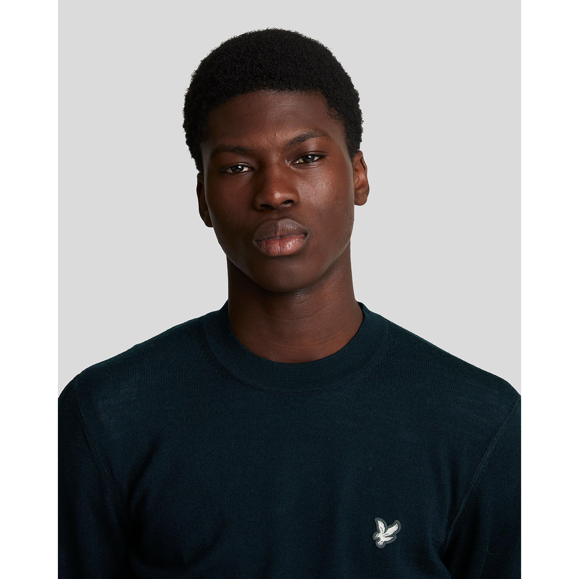 Product image 4 of 5 of Lyle & Scott Men's Premium Merino Crew Neck Jumper - Lacquer