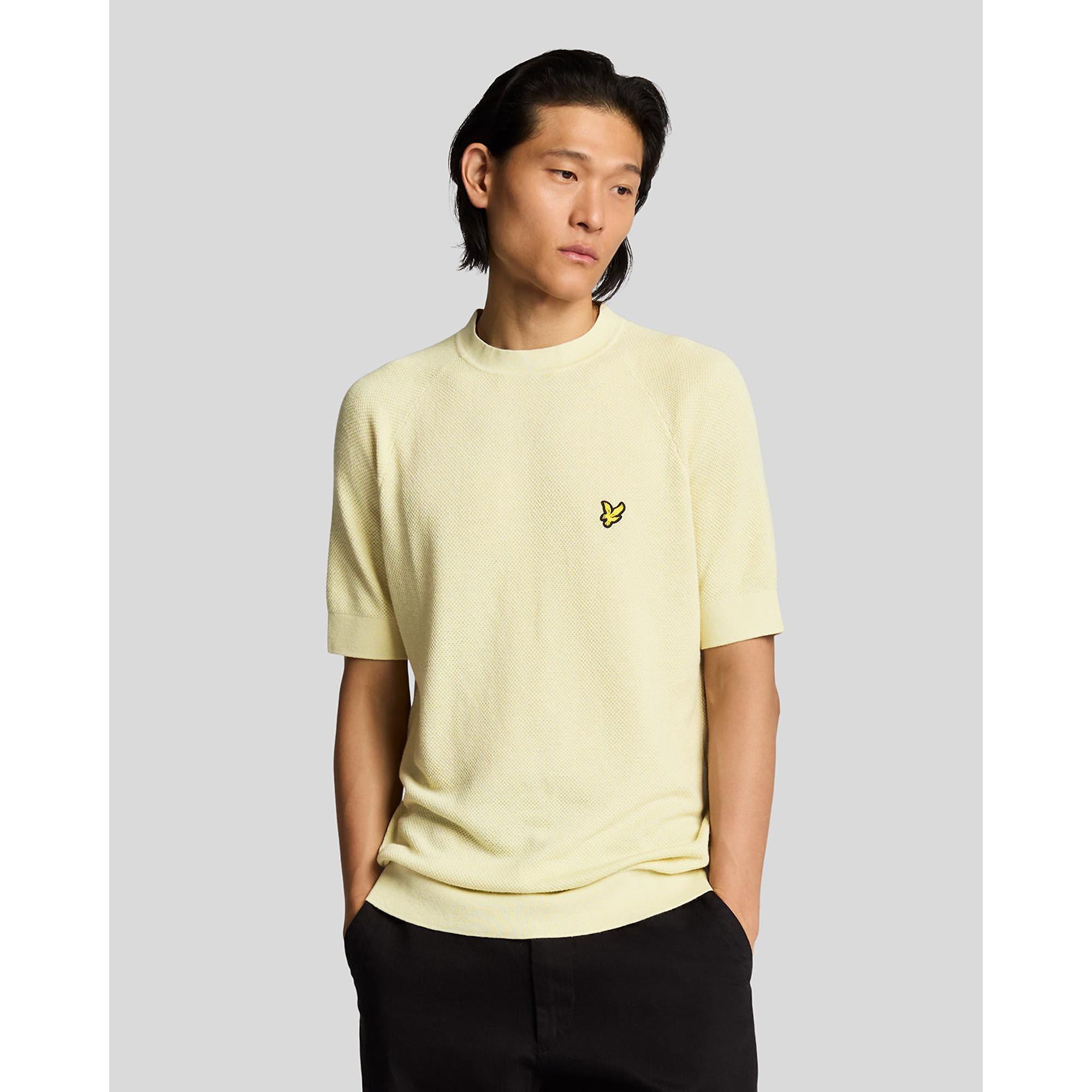 Product image 2 of 5 of Lyle & Scott Men's Linen Blend Knitted T-Shirt - Luna