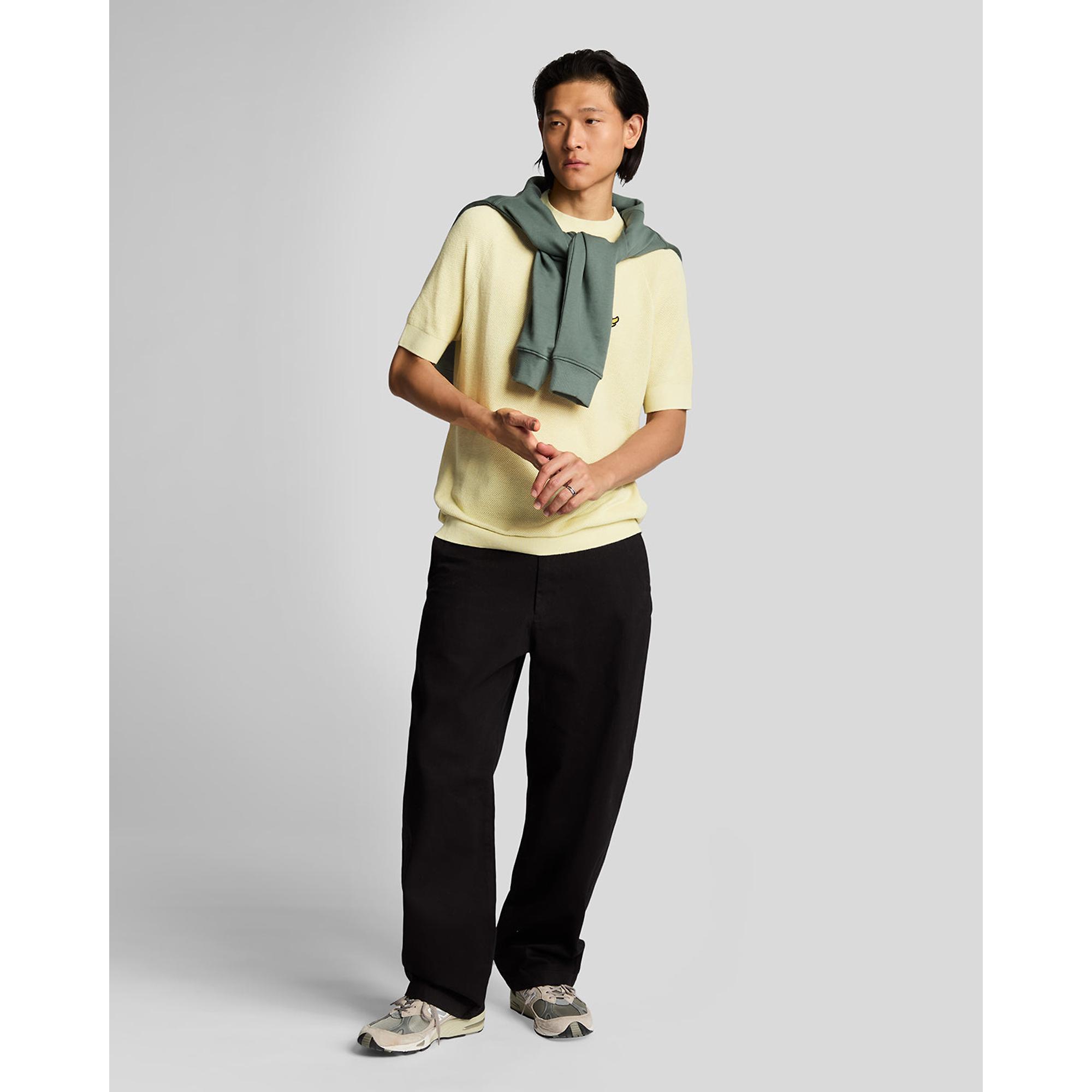 Product image 3 of 5 of Lyle & Scott Men's Linen Blend Knitted T-Shirt - Luna