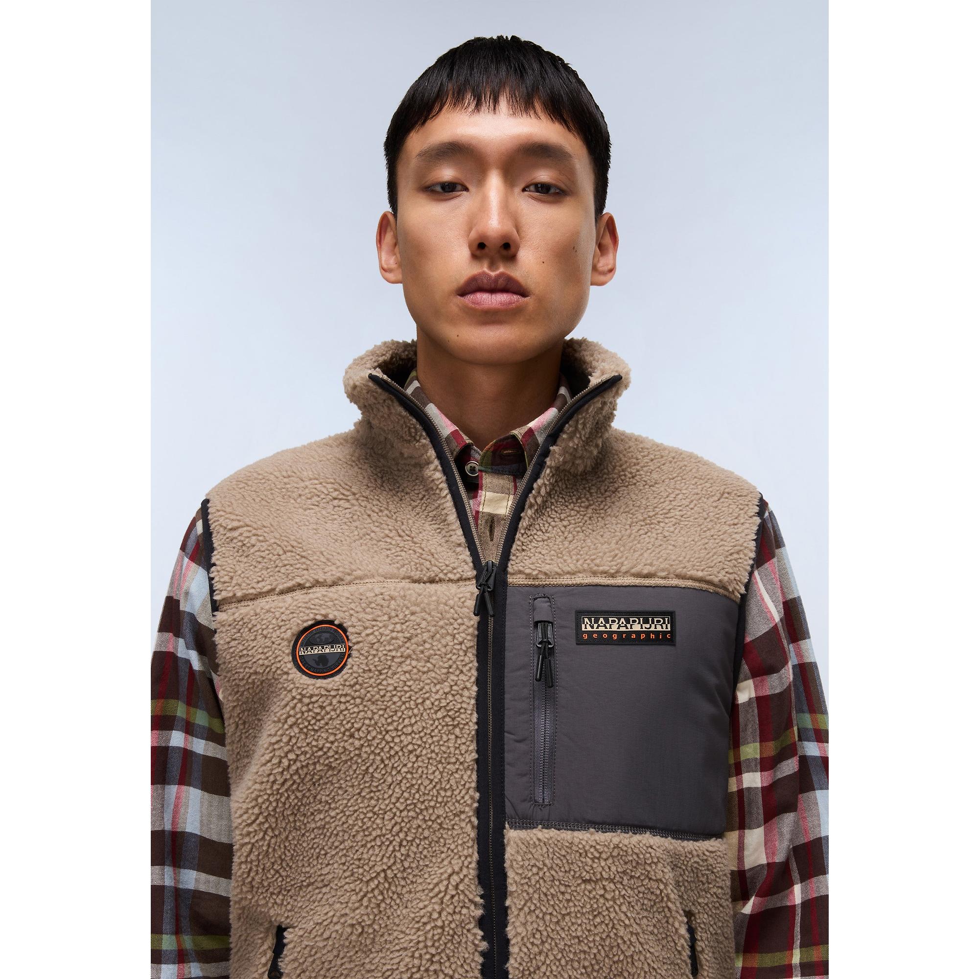 Product image 2 of 7 of Napapijri Men's Yupik Curly Fleece Gilet - Multi