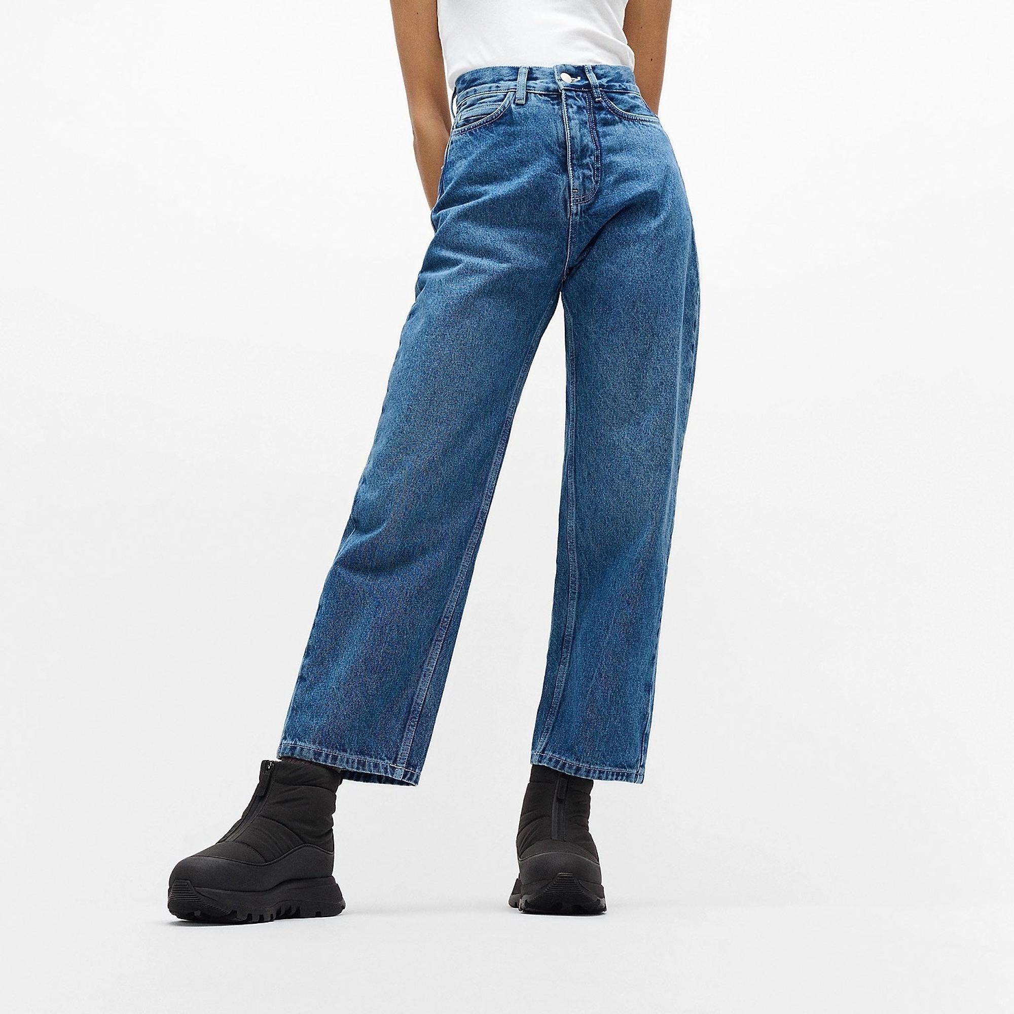 Product image 2 of 5 of FitFlop Women's NEO-D-HYKER Waterproof Zip-Front Padded Sub-Zero Walking Boots - All Black