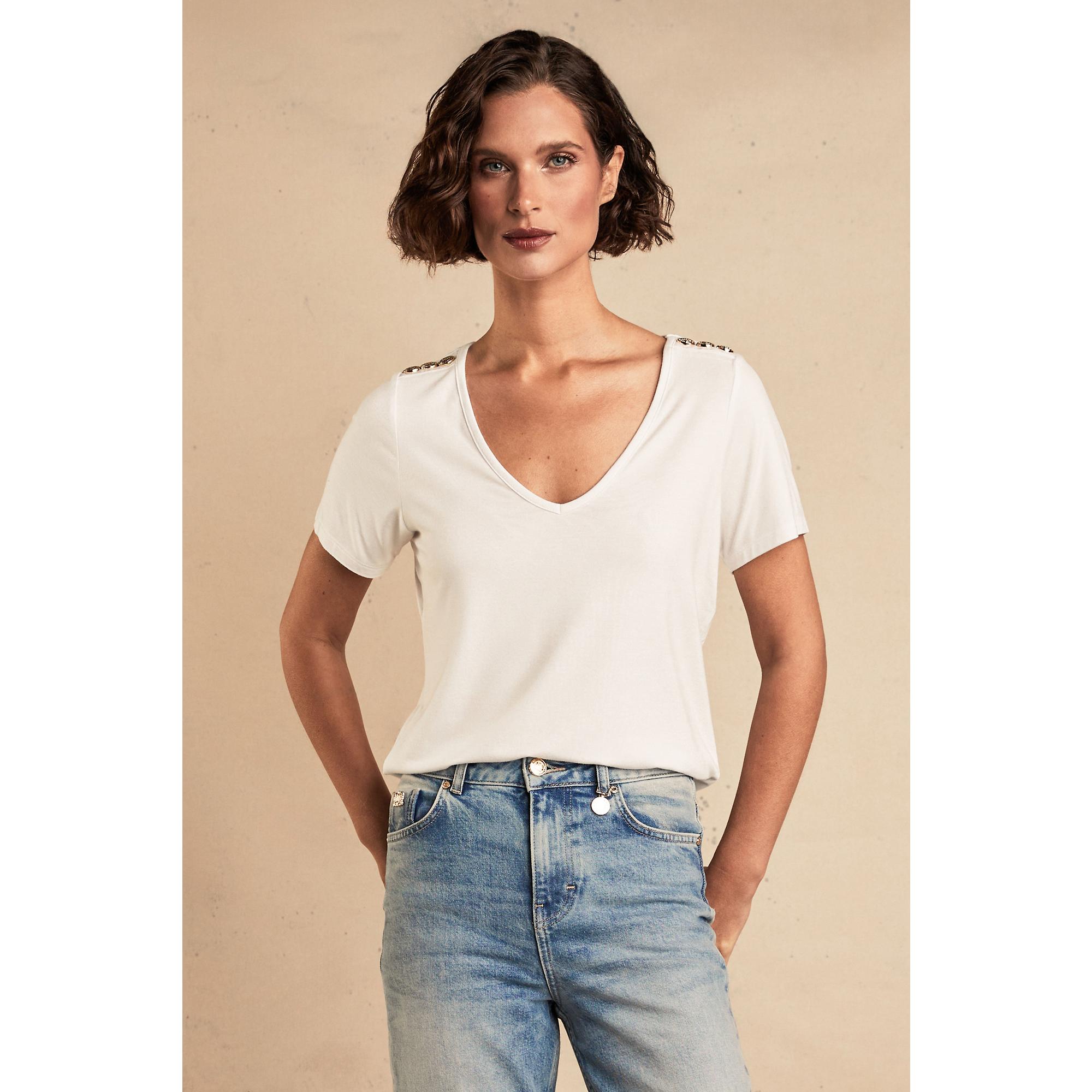 Product image 3 of 9 of Holland Cooper Women's Relax Fit V-Neck Tee - White