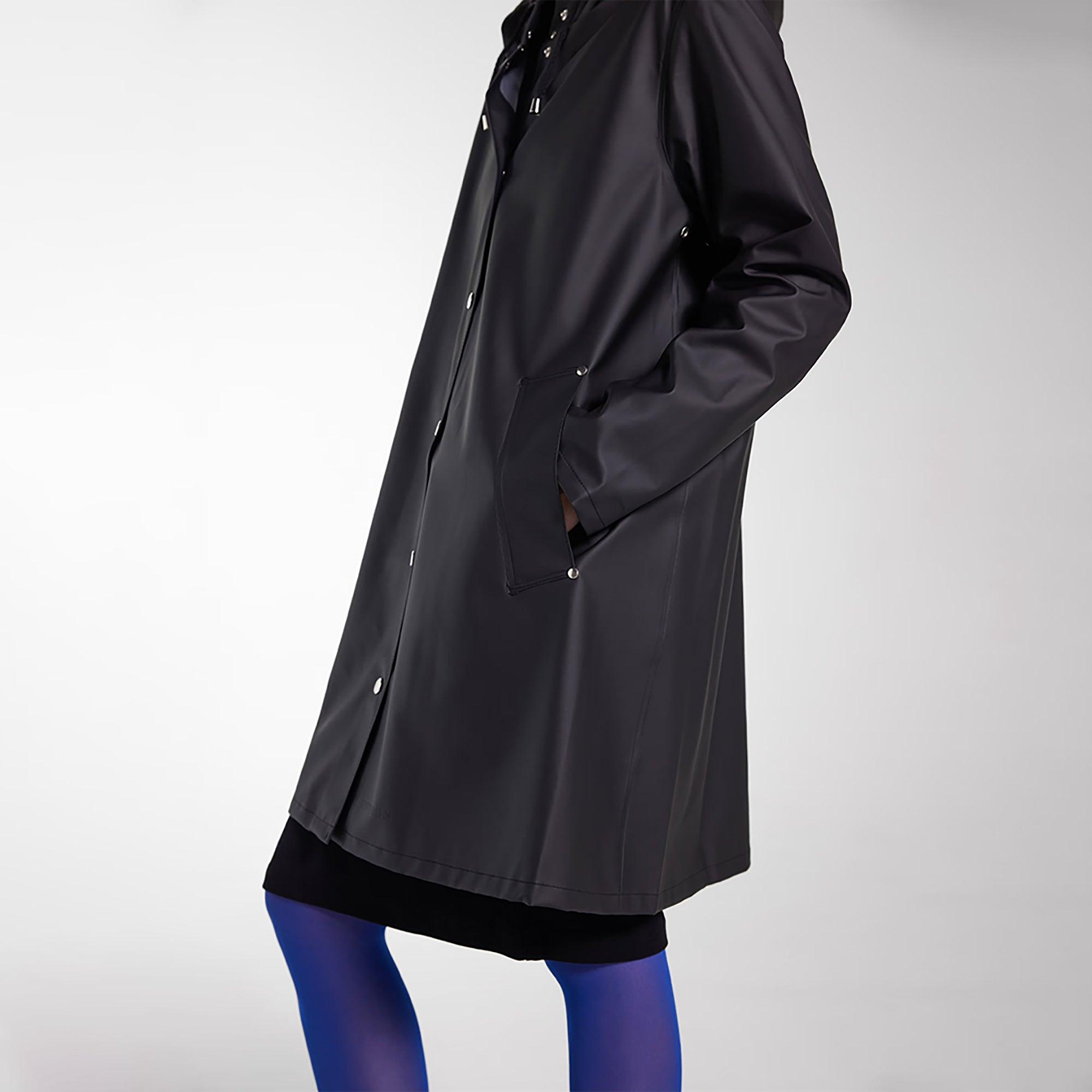 Product image 6 of 11 of Stutterheim Women's Mosebacke Lightweight Raincoat - Black
