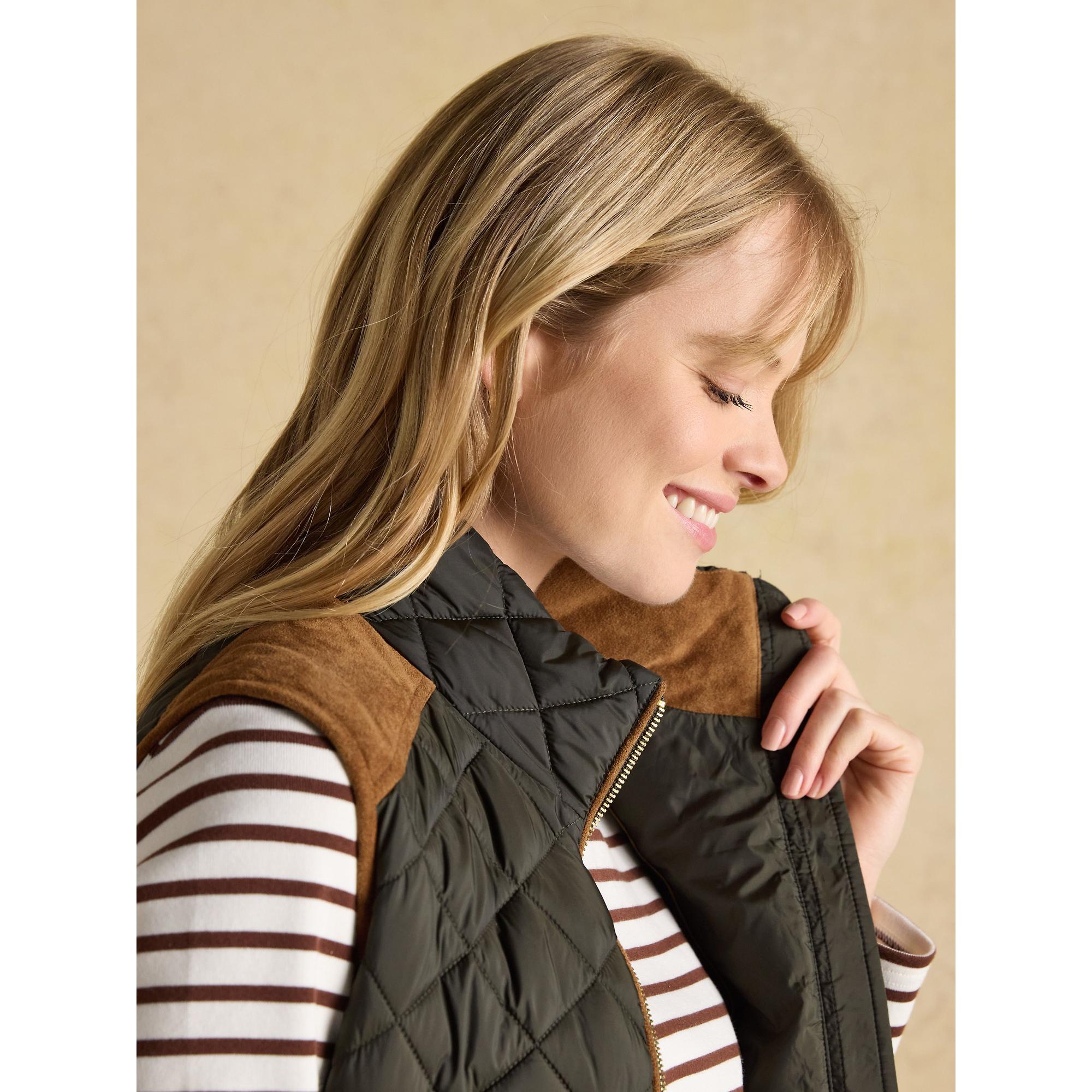 Product image 3 of 12 of Joules Women's Braemar Luxe Showerproof Diamond Quilted Gilet - Green