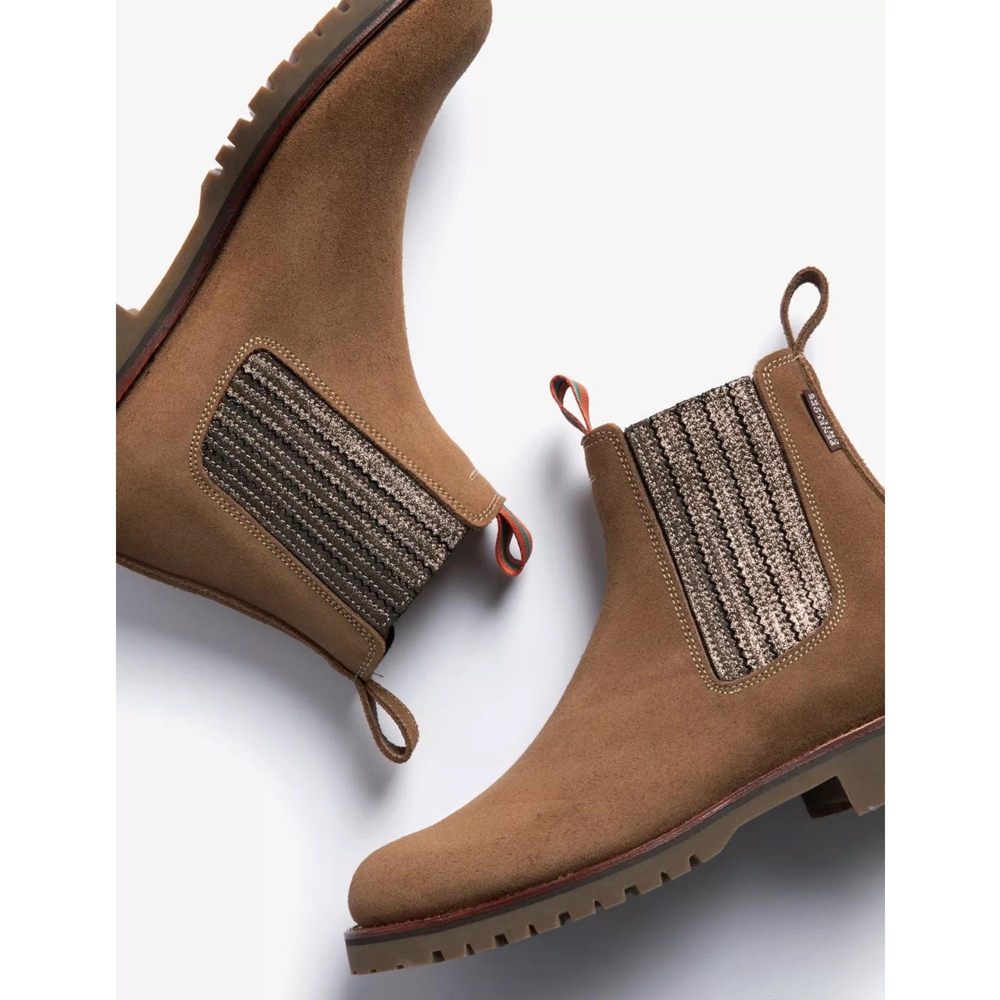 Product image 5 of 5 of Penelope Chilvers Women's Oscar Suede Chelsea Boots - Sesame/Bronze