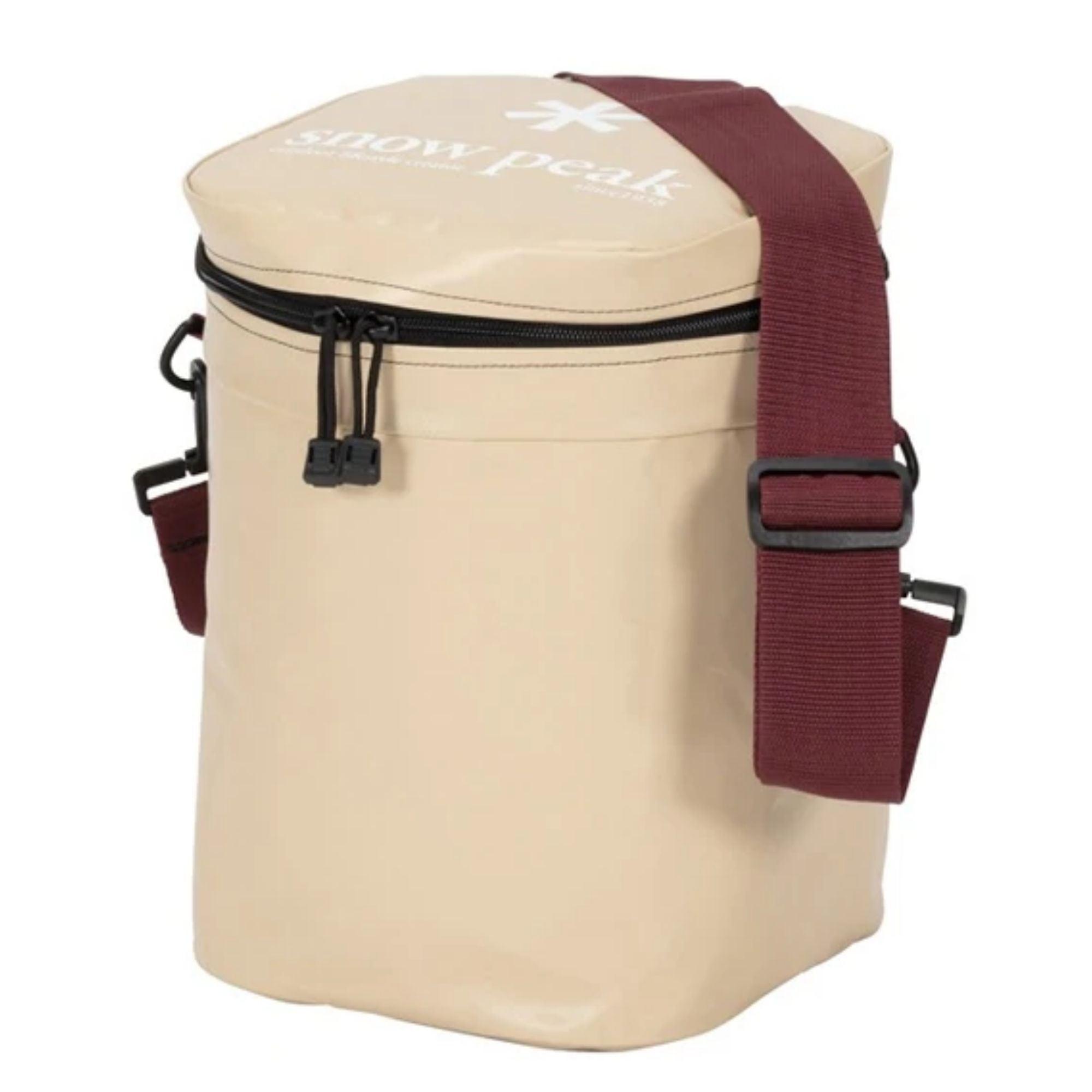 Product image 1 of 8 of Snow Peak Soft Cooler 11