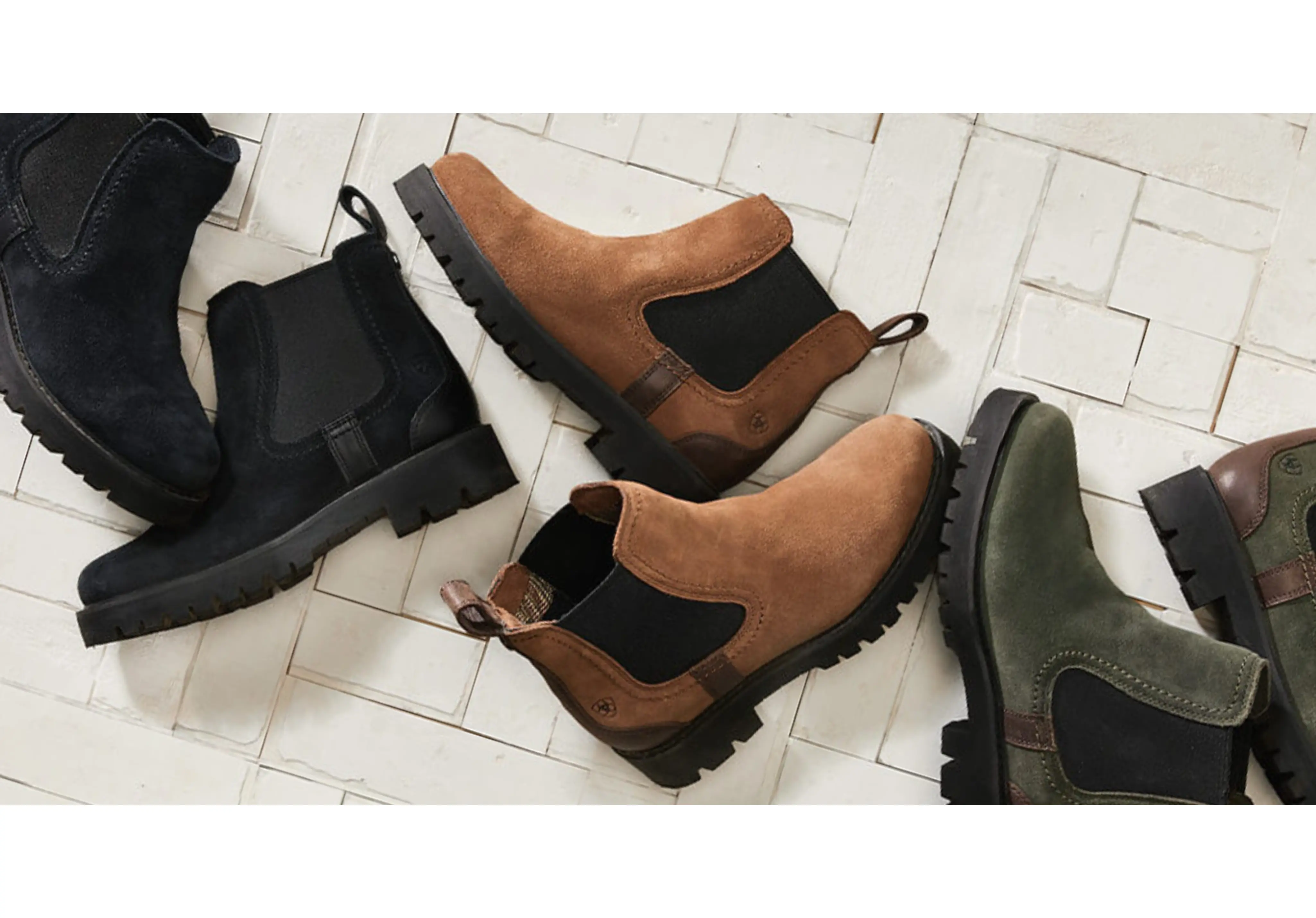 ARIAT Banner