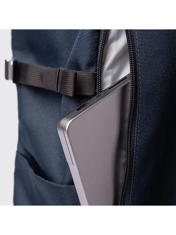 Sandqvist Icon Rolltop Backpack L 26L 16" - Navy Image 5