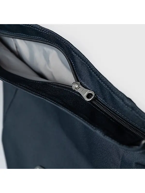 Sandqvist Icon Rolltop Backpack M 23L 14" - Navy/Black Image 6