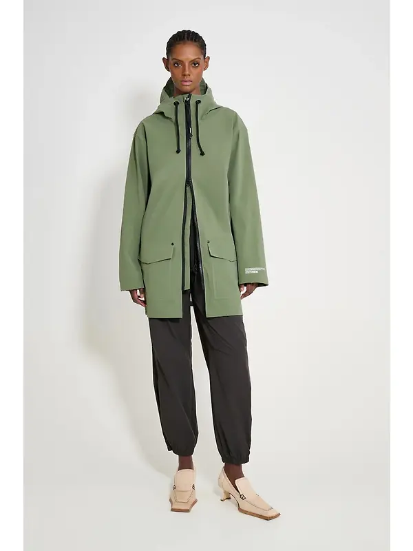 Stutterheim Stockholm Lightweight Patch Raincoat - Matte Dry Green Image 5