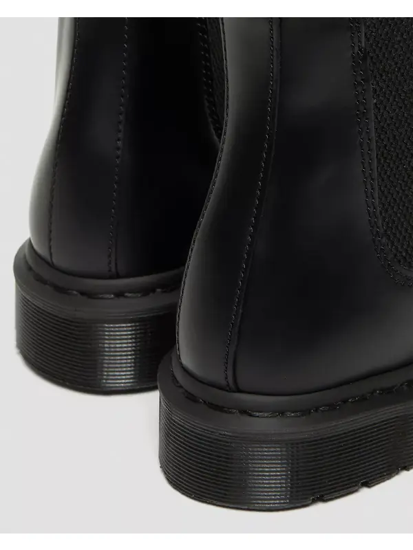 Dr Martens Unisex 2976 Mono Smooth Leather Chelsea Boots - Black Image 3