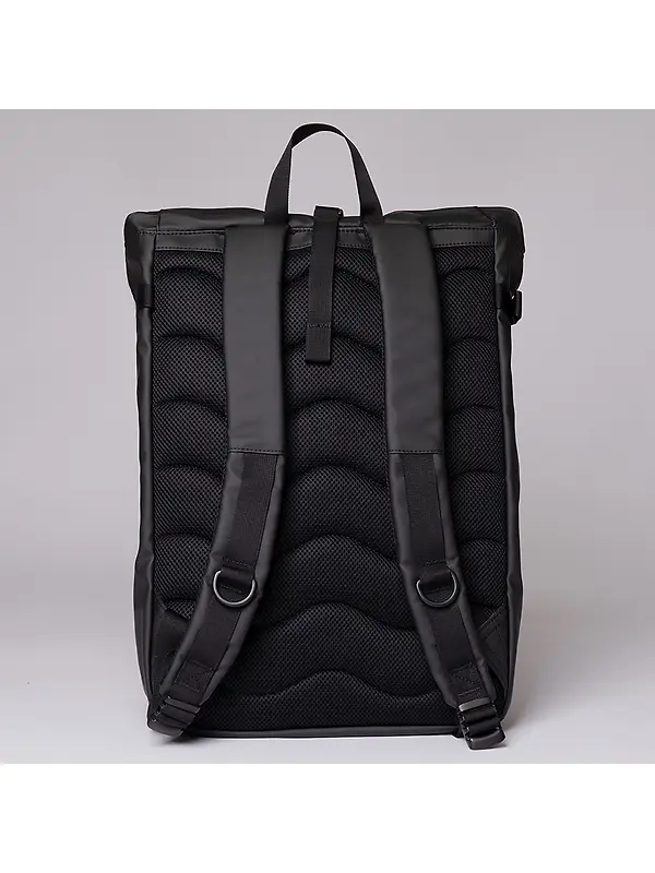 Sandqvist Stream Slim Rolltop Backpack L 26L 16" - Black Image 3