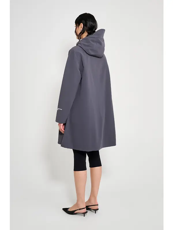 Stutterheim Women's Mosebacke Lightweight Patch Raincoat - Mystic Blue Image 4