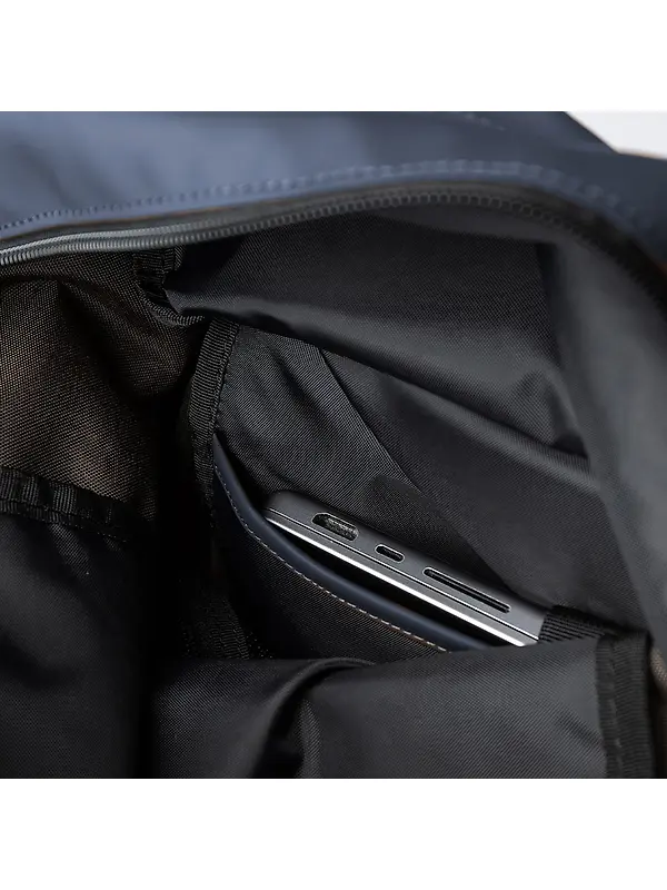 Sandqvist Stream Rolltop Backpack L 34L 16" - Navy Image 6