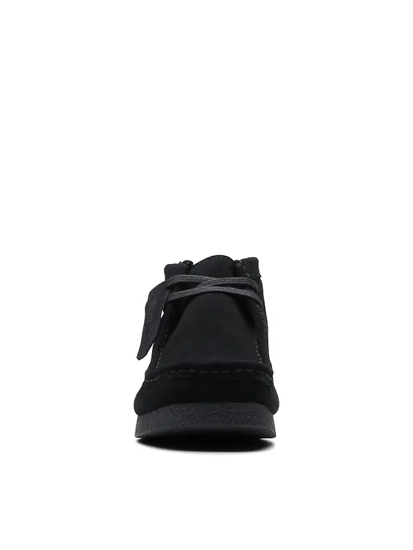 Clarks Men's Wallabee Evo Suede Boot - Black Image 6