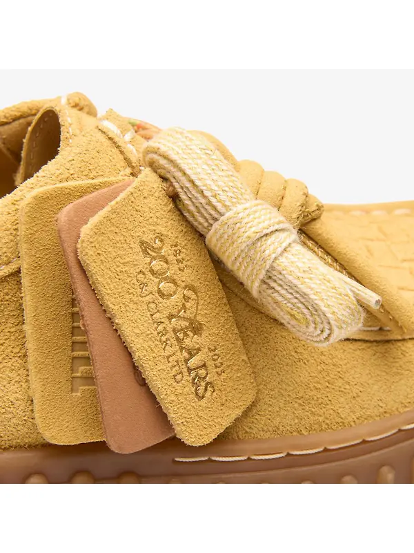 Clarks Women's Torhill Bee - Golden Tan Suede Image 11