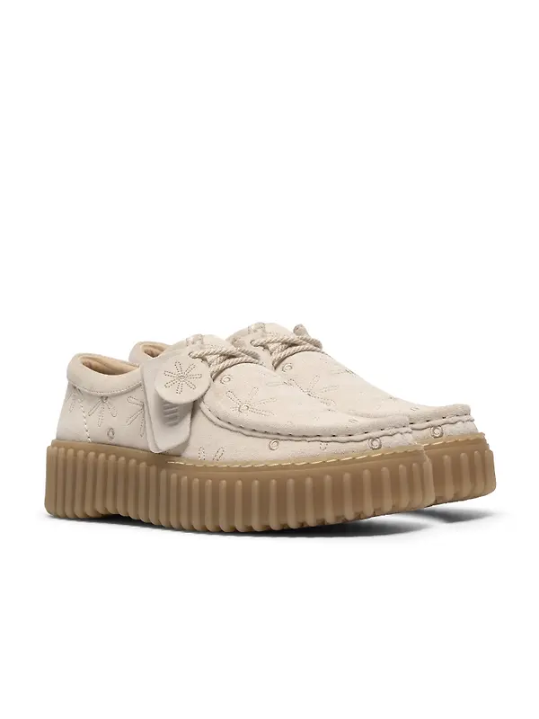 Clarks Women's Torhill Bee - Cream Interest Image 4