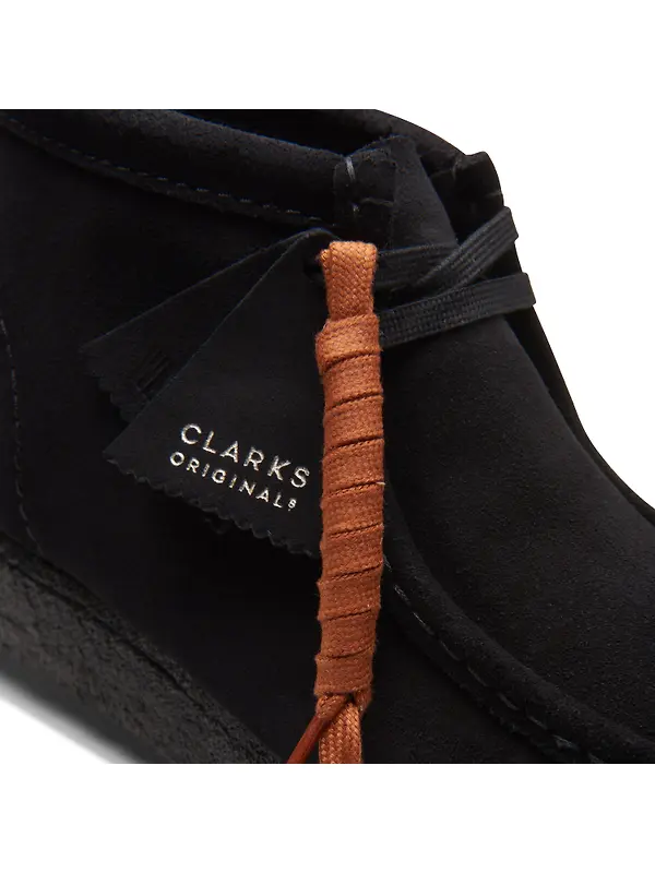 Clarks Originals Men's Wallabee Boots - Black Suede Image 8