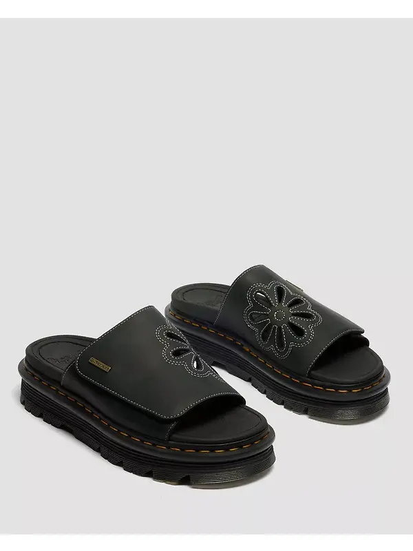 Dr. Martens Zebzag Wyoming Leather Slides - Black Image 4
