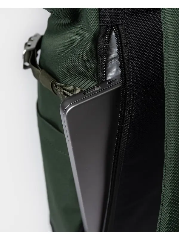 Sandqvist Icon Rolltop Backpack L 26L 16" - Dawn Green Image 4