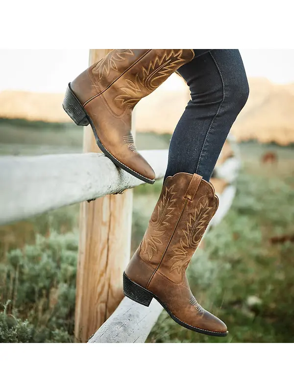 Ariat Women's Heritage R Toe Western Boots - Distressed Brown Image 6