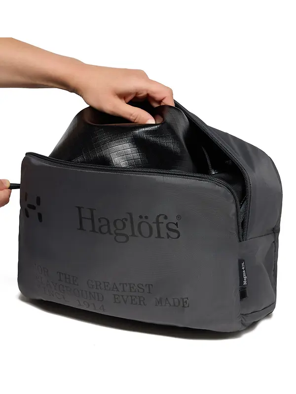 Haglöfs Magma 42L Duffel Bag - True Black/Magnetite Image 4