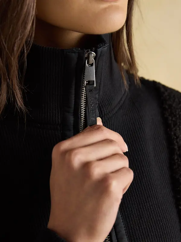 Joules Women's Thurleston Quarter Zip Fleece - Black Image 5