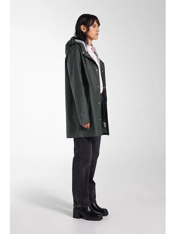 Stutterheim Stockholm Lightweight Raincoat - Green Image 13