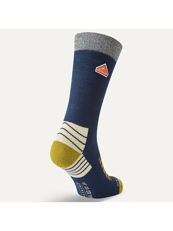 Sealskinz Attlebridge Single Layer Bamboo Mid Length Plain Hiking Socks - Navy Image 2