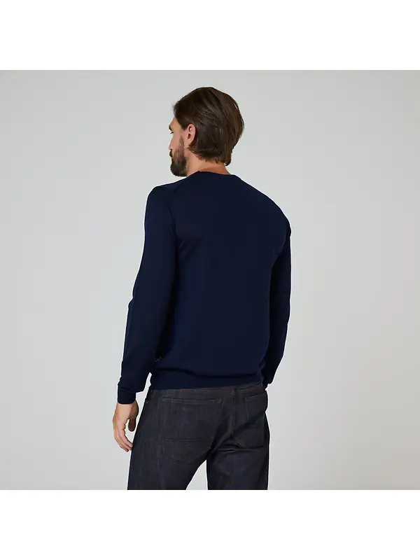 Oliver Sweeney Men's Camber Jumper - Navy Image 4