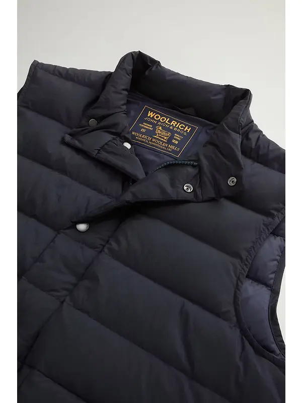 Woolrich Men's Crinkle Nylon Bering Quilted Vest - Melton Blue Image 6