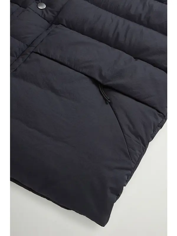 Woolrich Men's Crinkle Nylon Bering Quilted Vest - Melton Blue Image 7