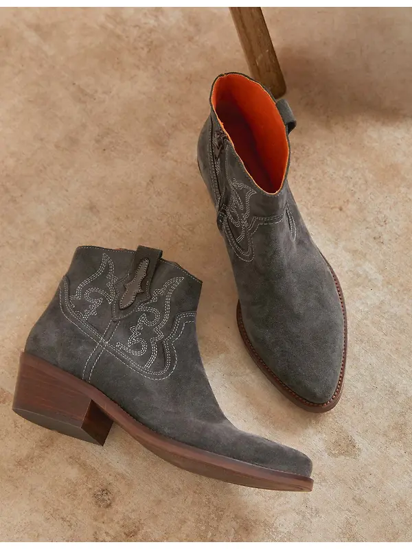 Penelope Chilvers Women's Cassidy Suede Embroidered Boots - Slate Image 2