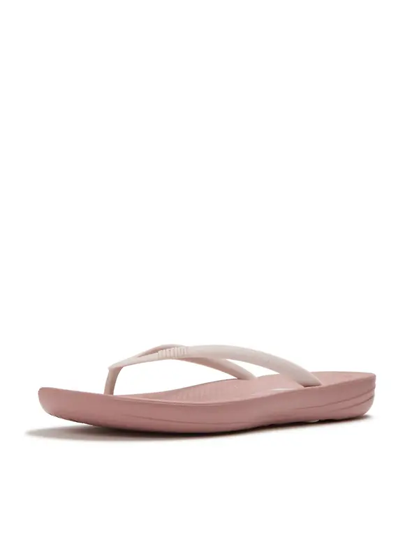 FitFlop x Pantone Women's Iqushion Flip-Flops - Cameo Brown Image 7
