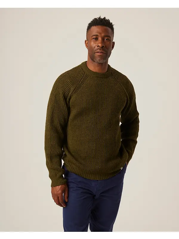 Peregrine Men's Ford Crew Jumper - Olive Image 2