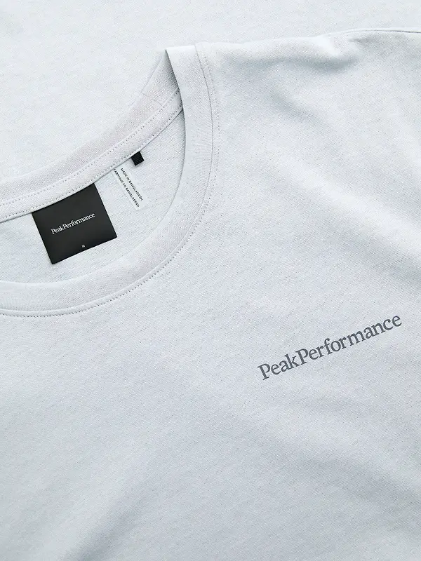 Peak Performance Men's Explore Logo Tee - Summit Smoke Image 2