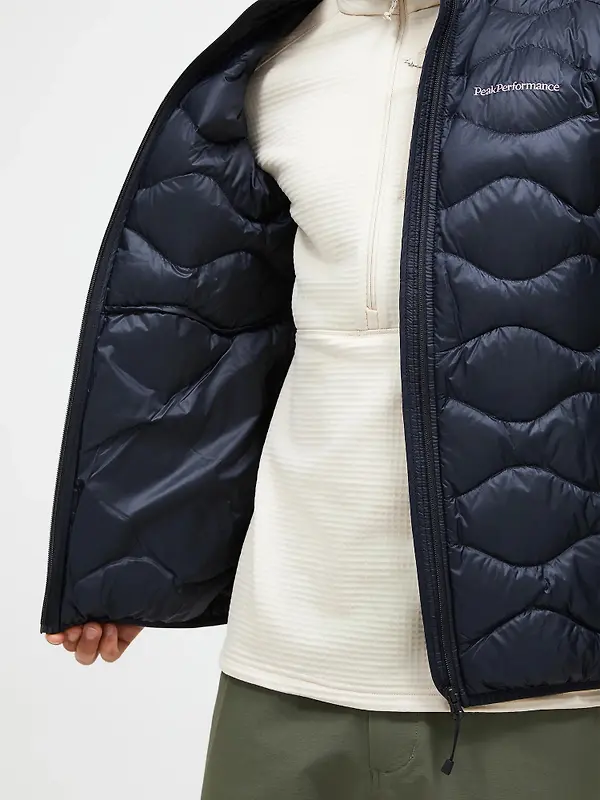 Peak Performance Men's Helium Down Jacket - Black Image 3