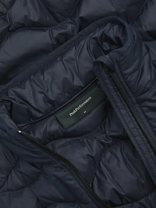 Peak Performance Men's Helium Down Jacket - Black Image 5