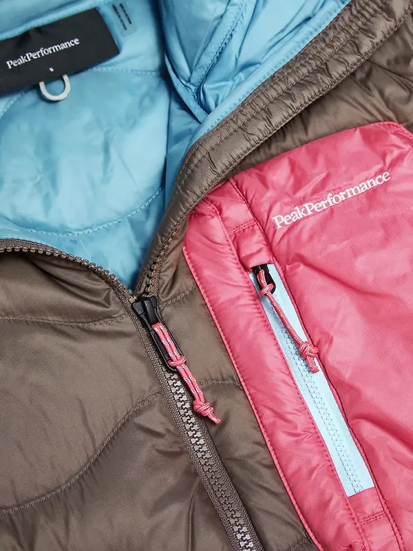 Peak Performance Women's Helium Utility Down Hooded Jacket - Terrain Tan/Mountain Blush Image 4
