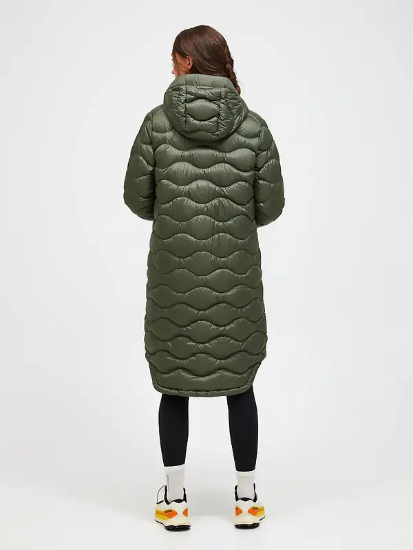 Peak Performance Women's Helium Down Coat - Pine Needle/Olive Extreme Image 4
