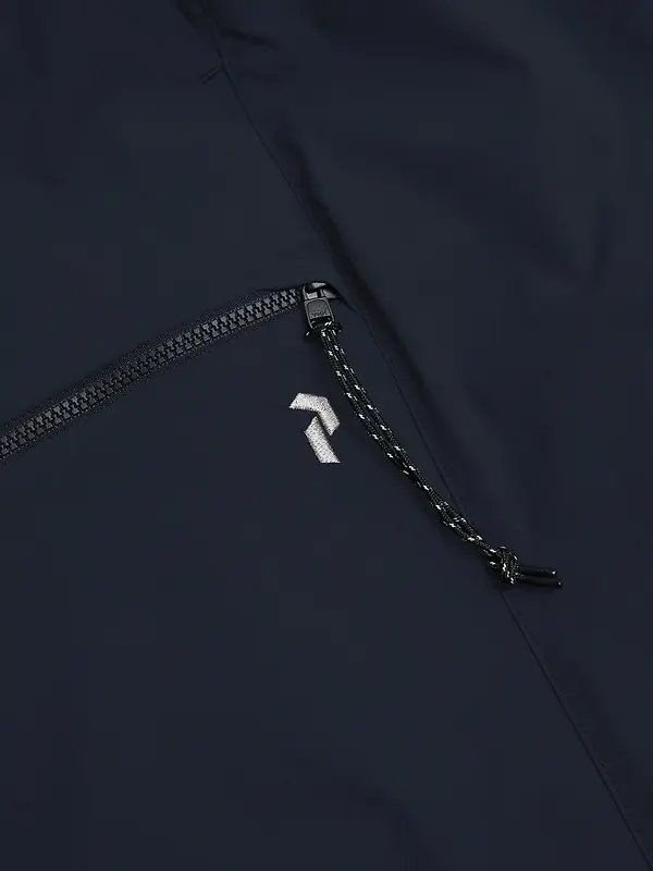 Peak Performance Women's Outdoor Cargo Pants - Black Image 7