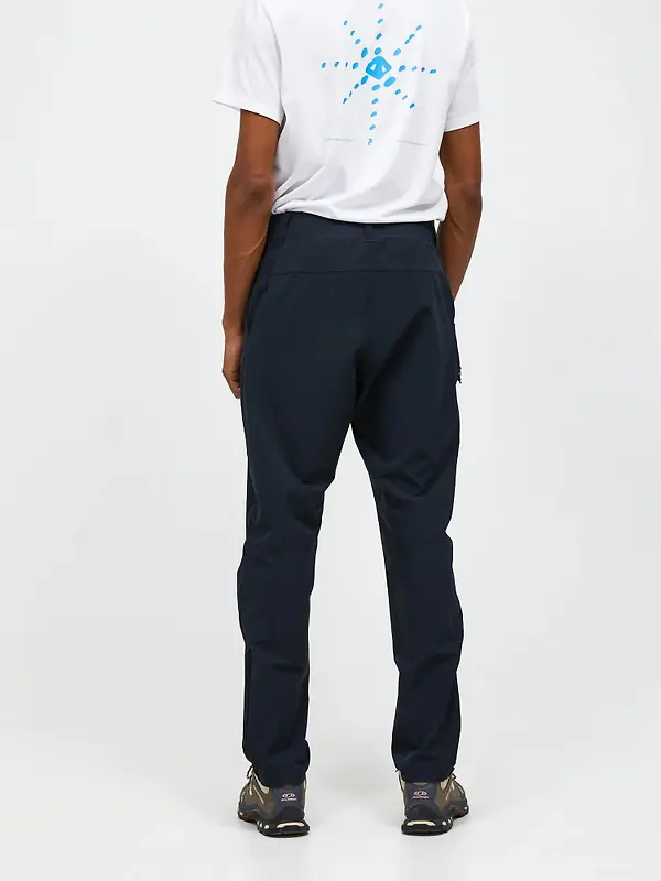 Peak Performance Men's Scale Softshell Pants - Black Image 4