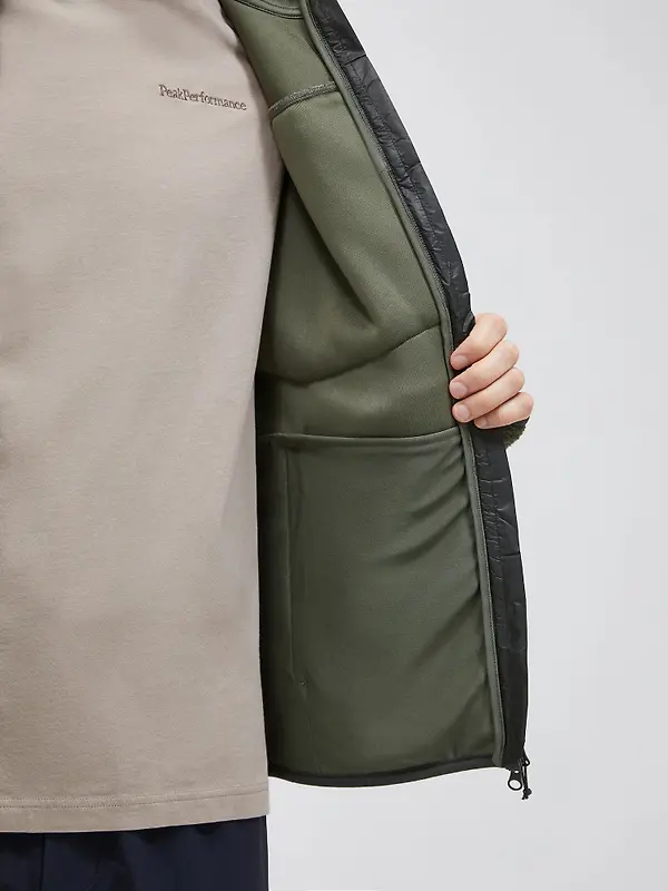 Peak Performance Men's Pile Zip Jacket - Pine Needle Image 5