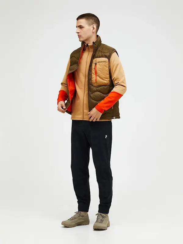 Peak Performance Men's Helium Utility Down Vest - Meadow Moss/Sierra Sand Image 3