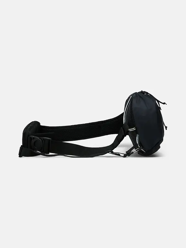 Peak Performance Outdoor Sling Bag 4.5L - Black Image 4