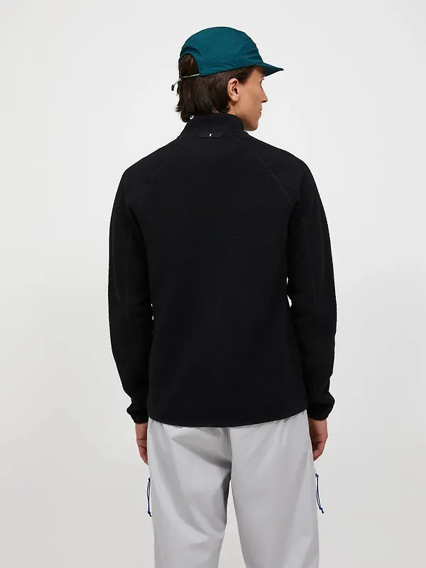 Peak Performance Men's NatureRush Pile Zip Jacket - Black/Black Image 4