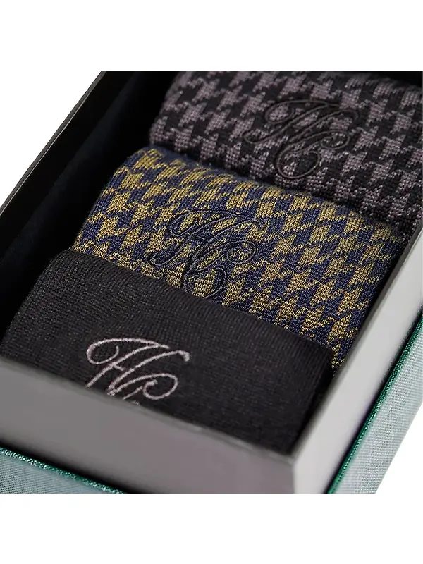 Holland Cooper Men's Sock Gift Box - Charcoal Houndstooth Image 1