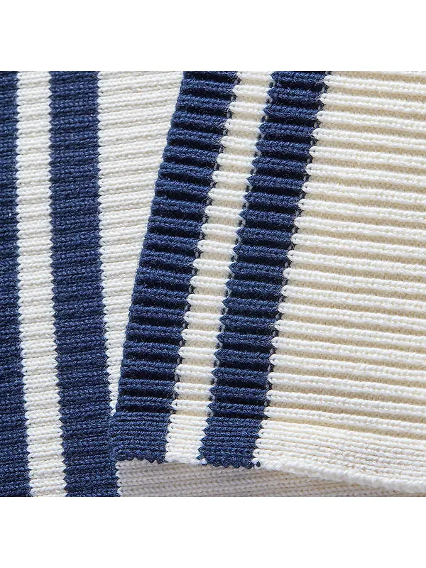 Holland Cooper Women's Antonia Crew Neck Knit - Navy Blue / Natural Stripe Image 8