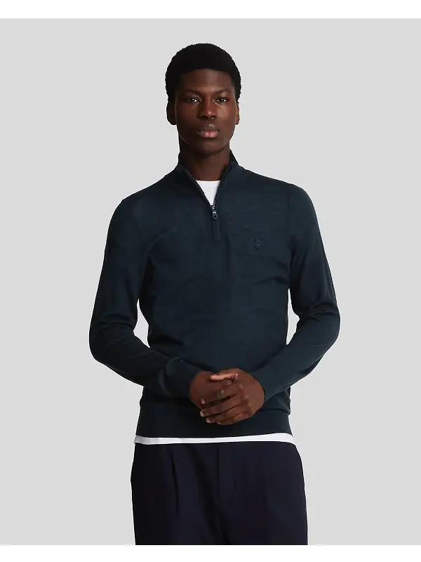 Lyle & Scott Men's Merino Wool 1/4 Zip Jumper - Dark Navy Image 2