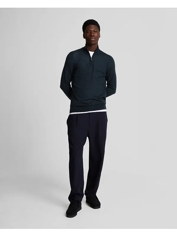 Lyle & Scott Men's Merino Wool 1/4 Zip Jumper - Dark Navy Image 3